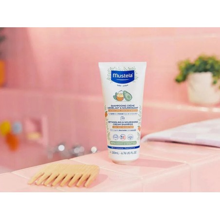 MUSTELA Shampooing Crème Démêlant & Nourrissant Cheveux Bouclés 200ml